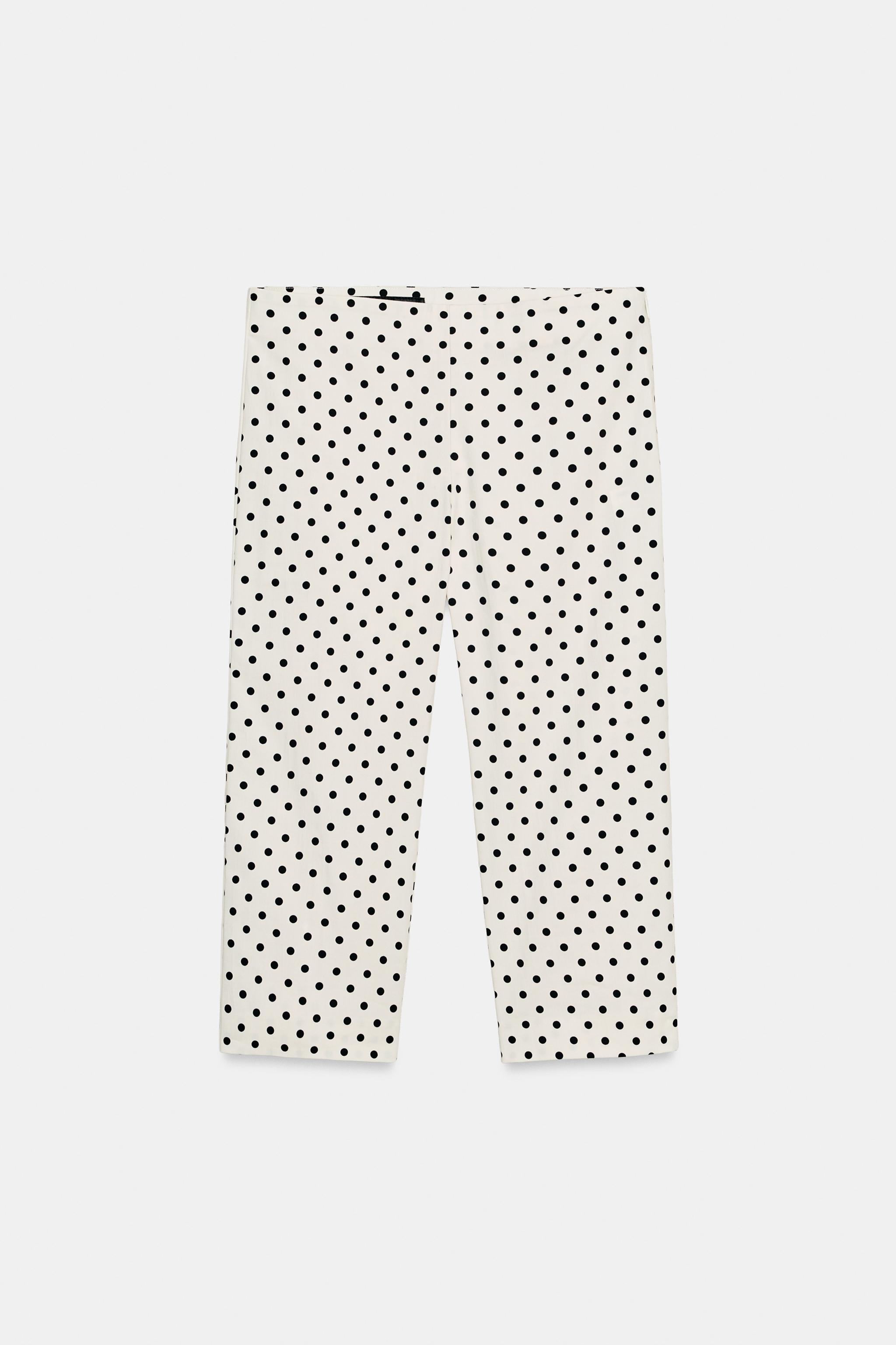 POLKA DOT CAPRI PANTS